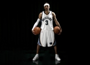 字母哥意外战胜切尔西，出色防守引爆全场！热度持续攀升